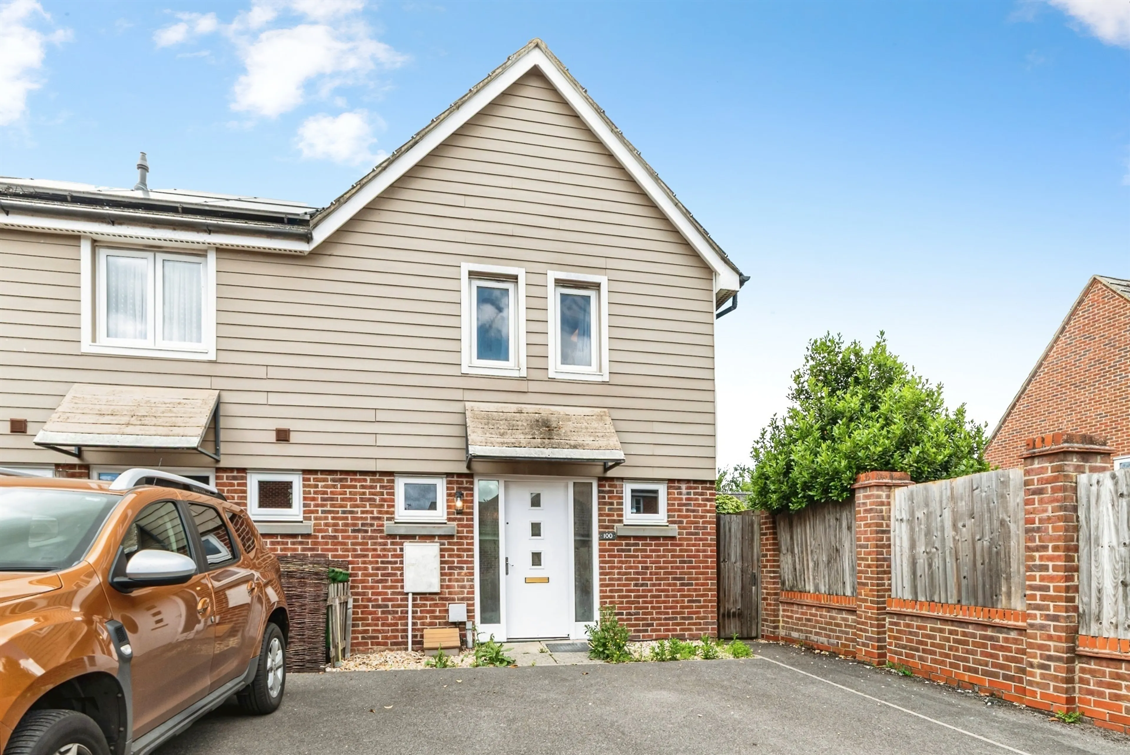 Property photo 0