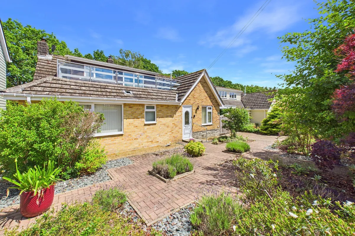 Fairview Drive, Broadstone, Dorset, BH18