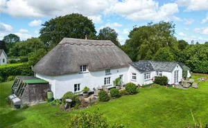 Kennerleigh, Crediton, Devon, EX17 photo