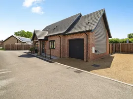Fallow Drive, Banham, Norwich photo
