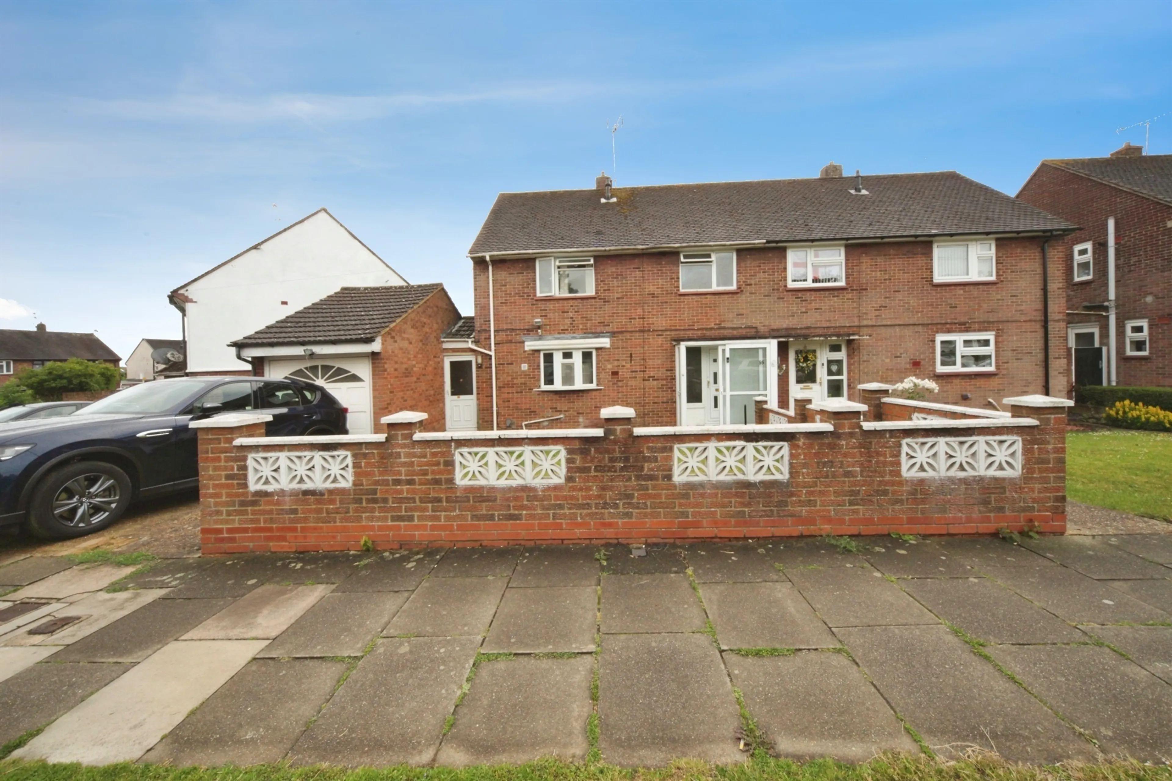Property photo 0