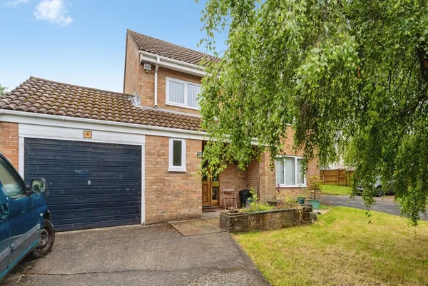 Glanymor Park Drive, Glanymor Park, L...