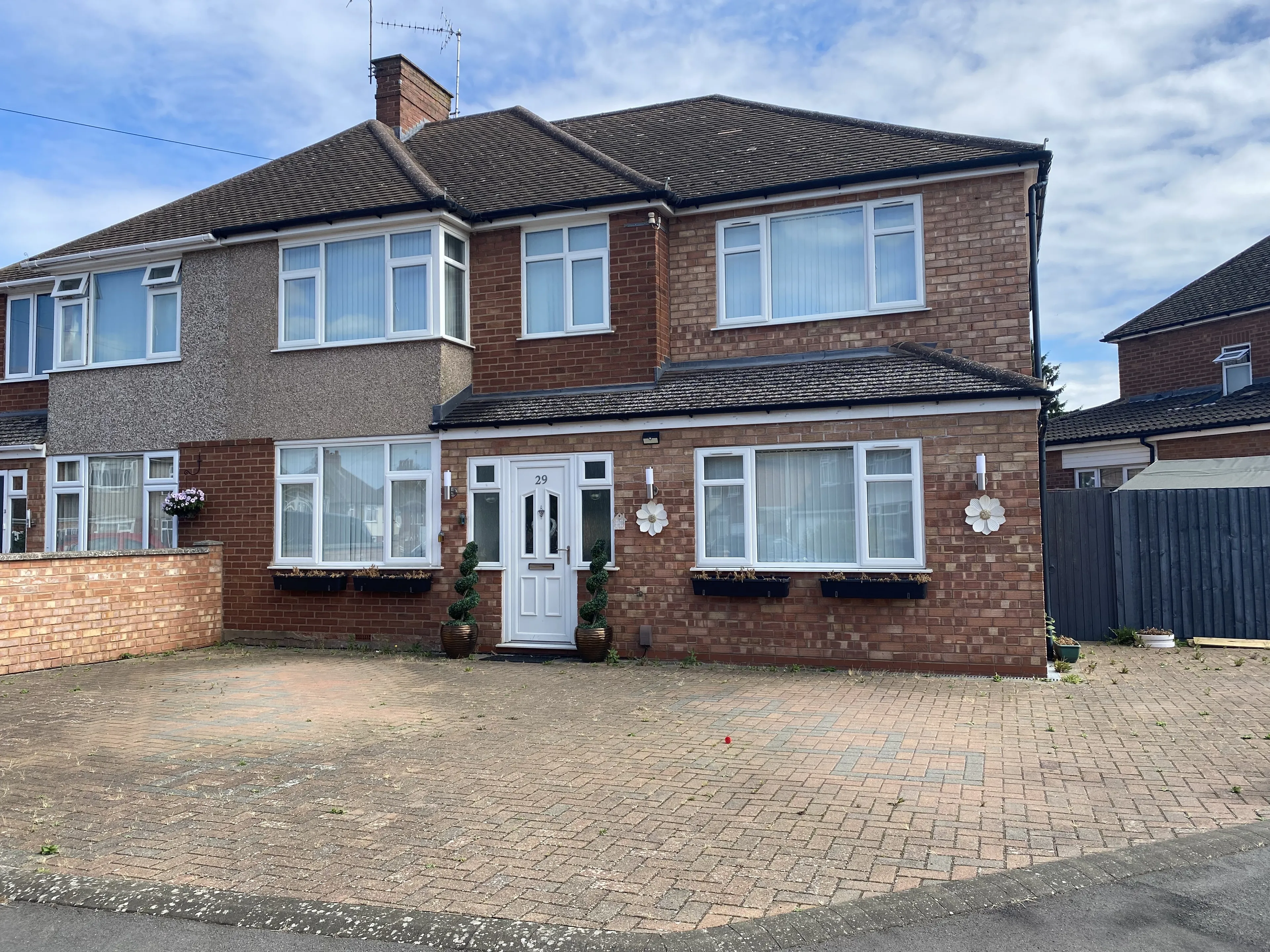 Property photo 0