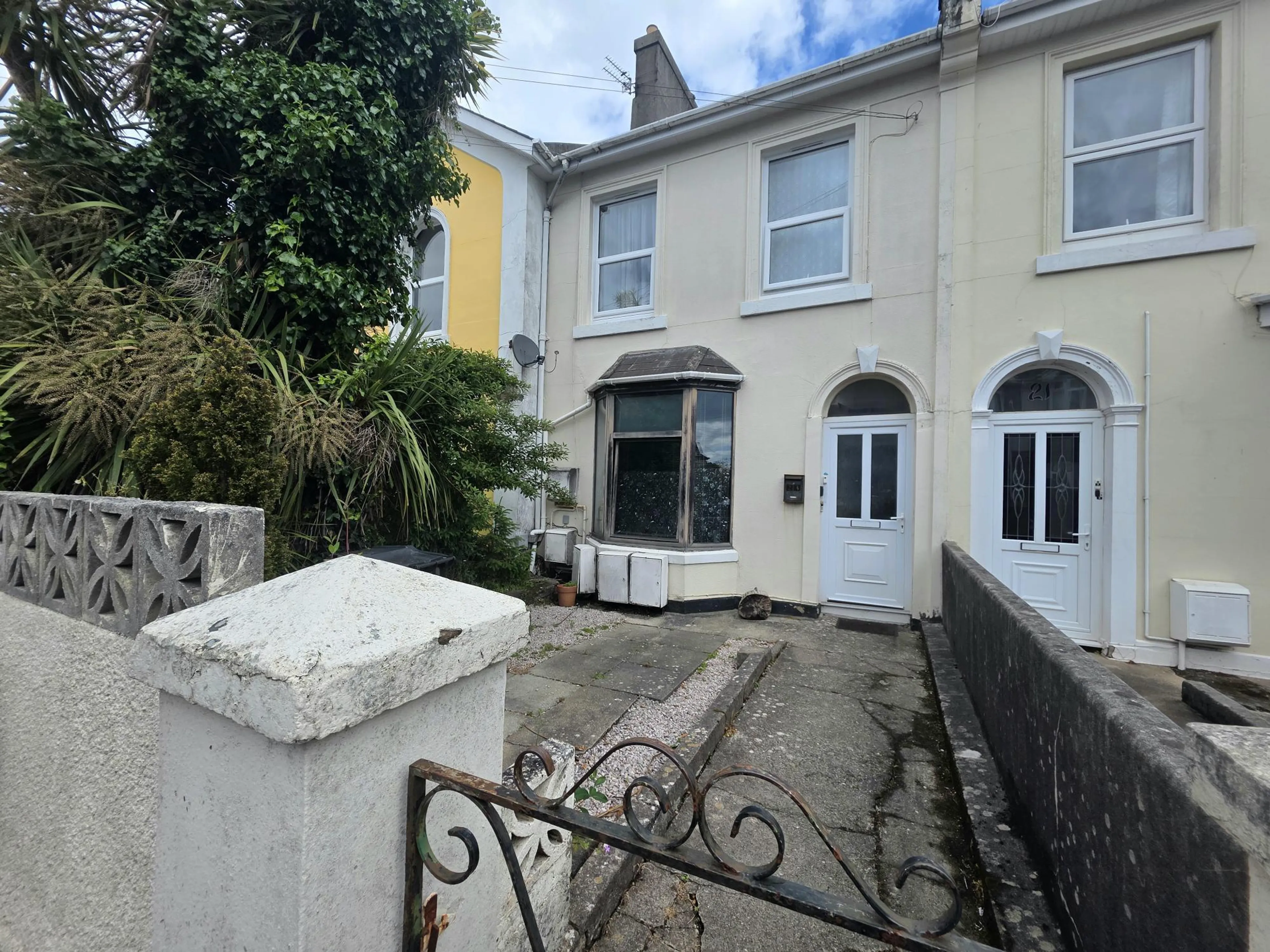 Property photo 0