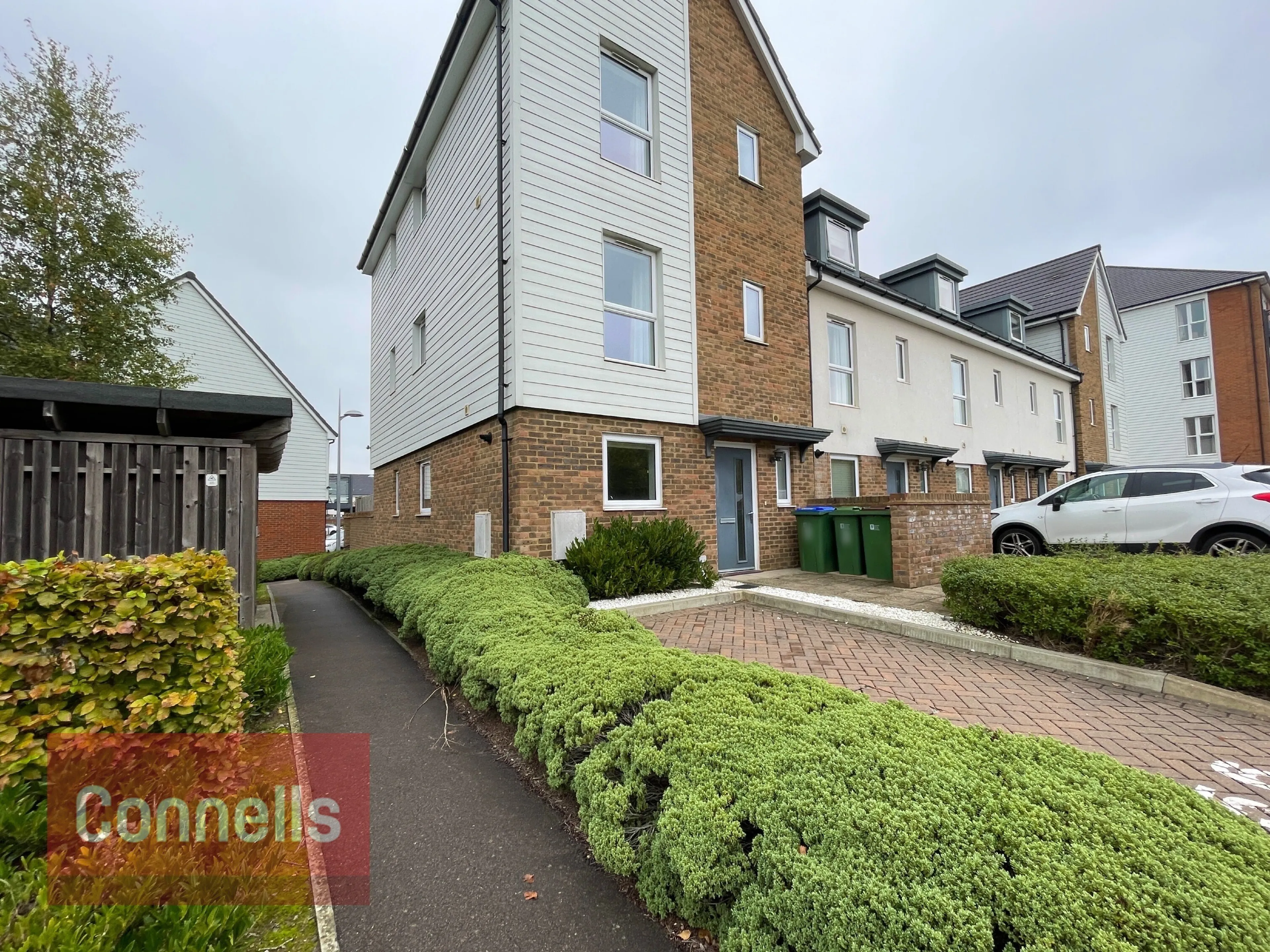 Property photo 0