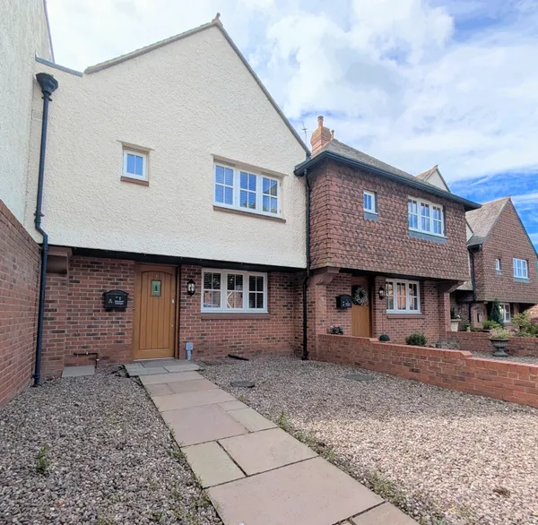 Elizabeth Cottages, Willaston, CH64 2WA