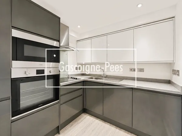 Trafalgar Court, Aldershot, GU11