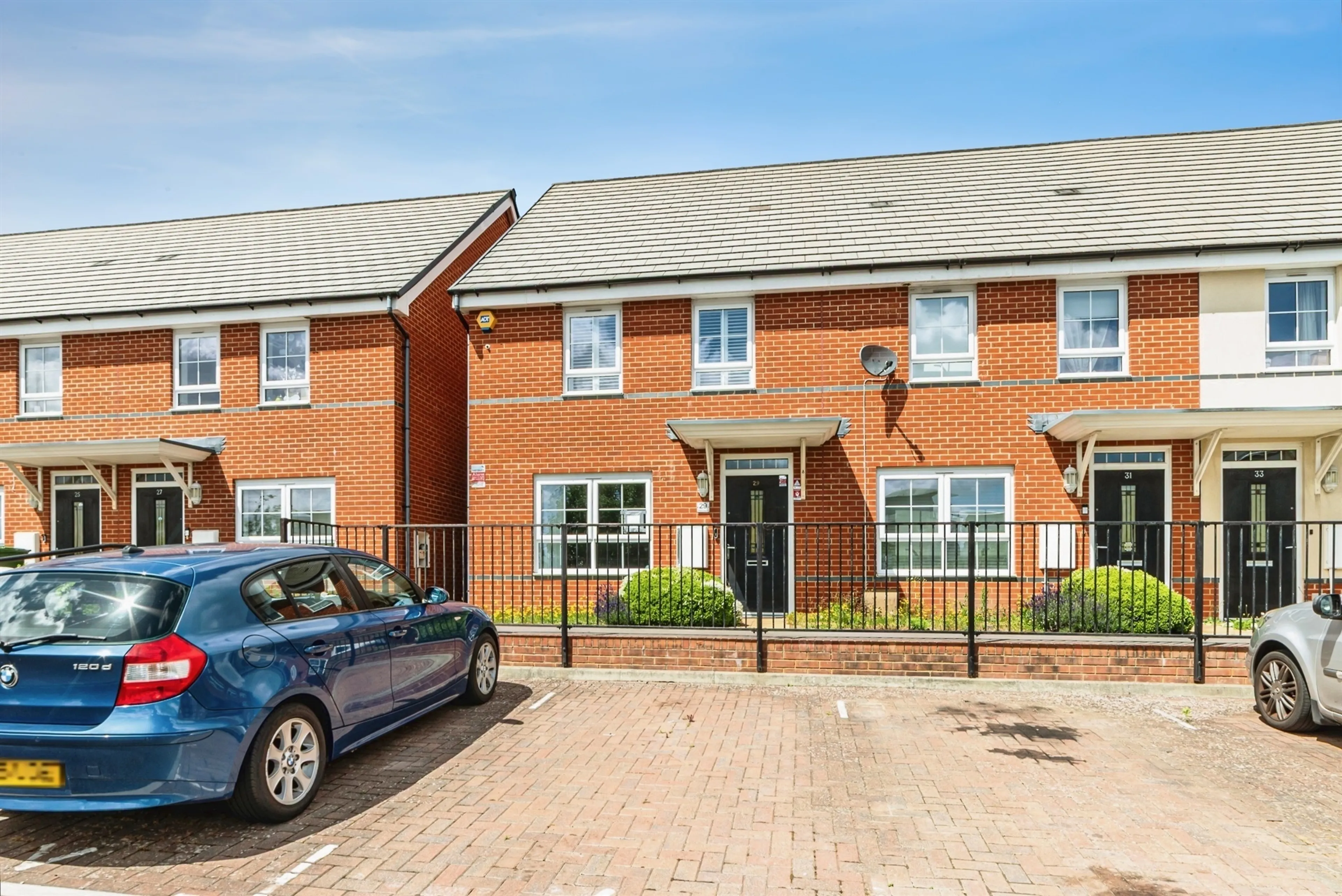 Property photo 0