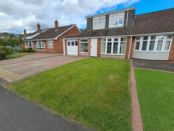Fairoaks Drive, Great Wyrley, Walsall...