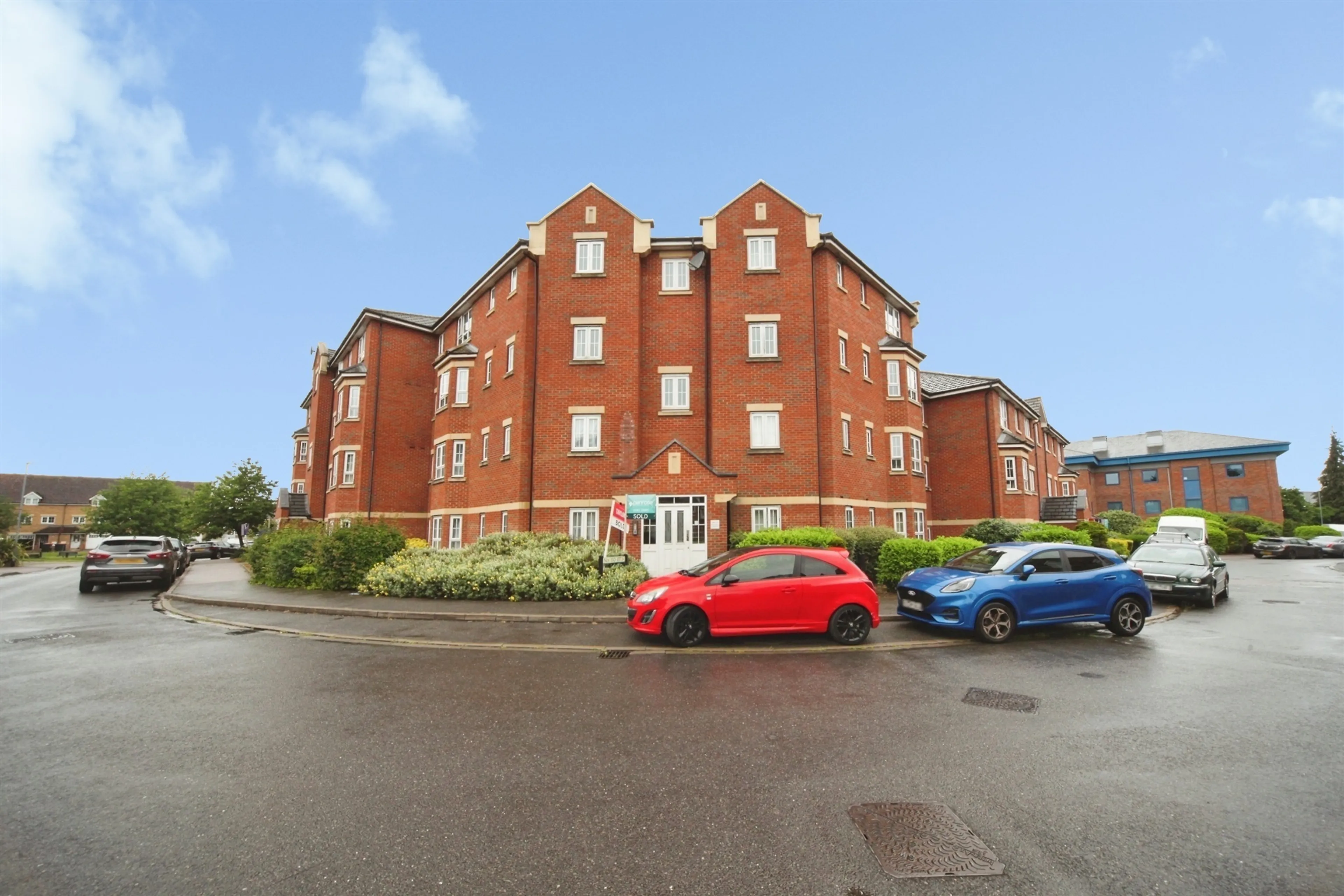 Property photo 0