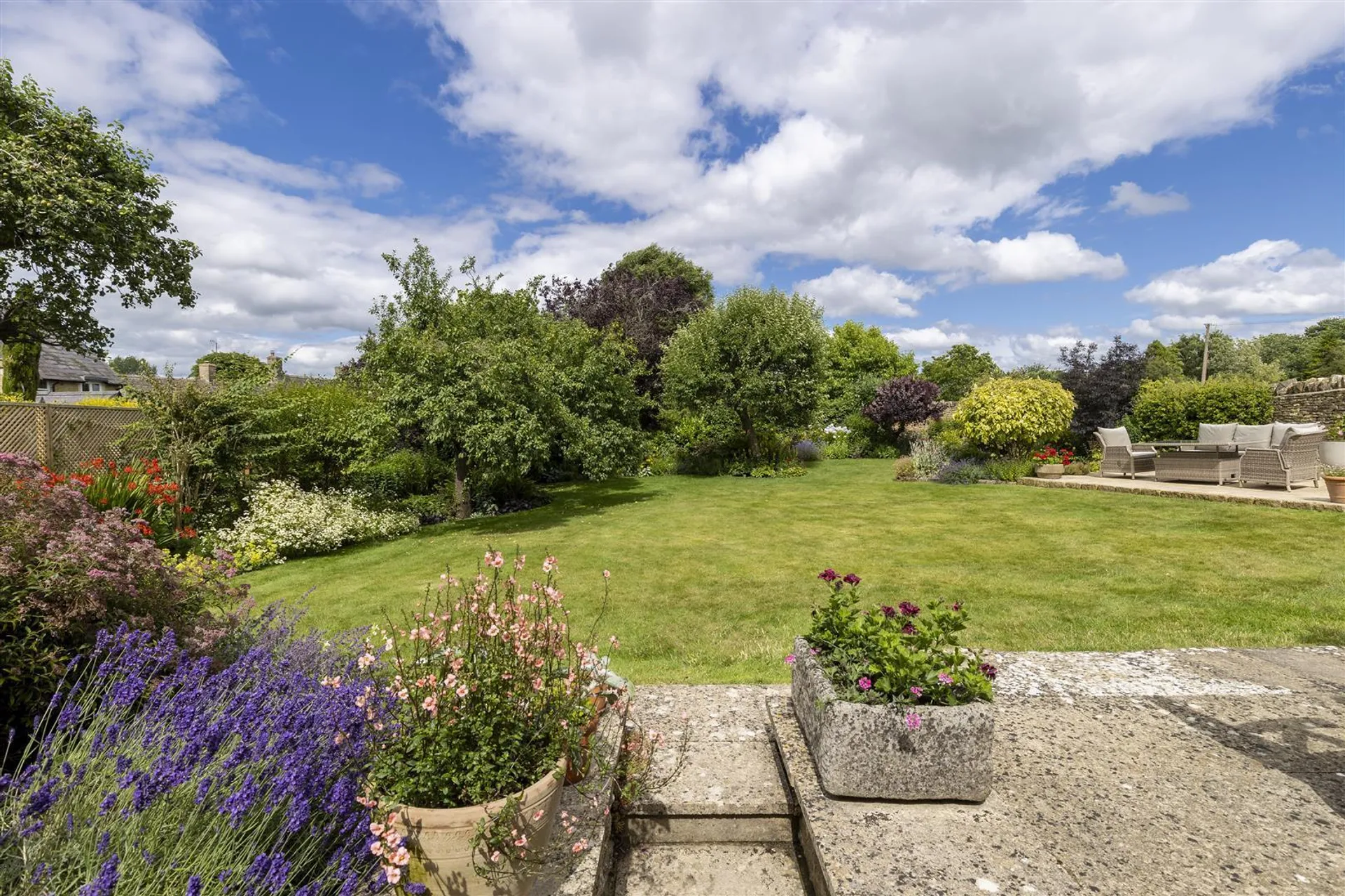 Property photo top 2