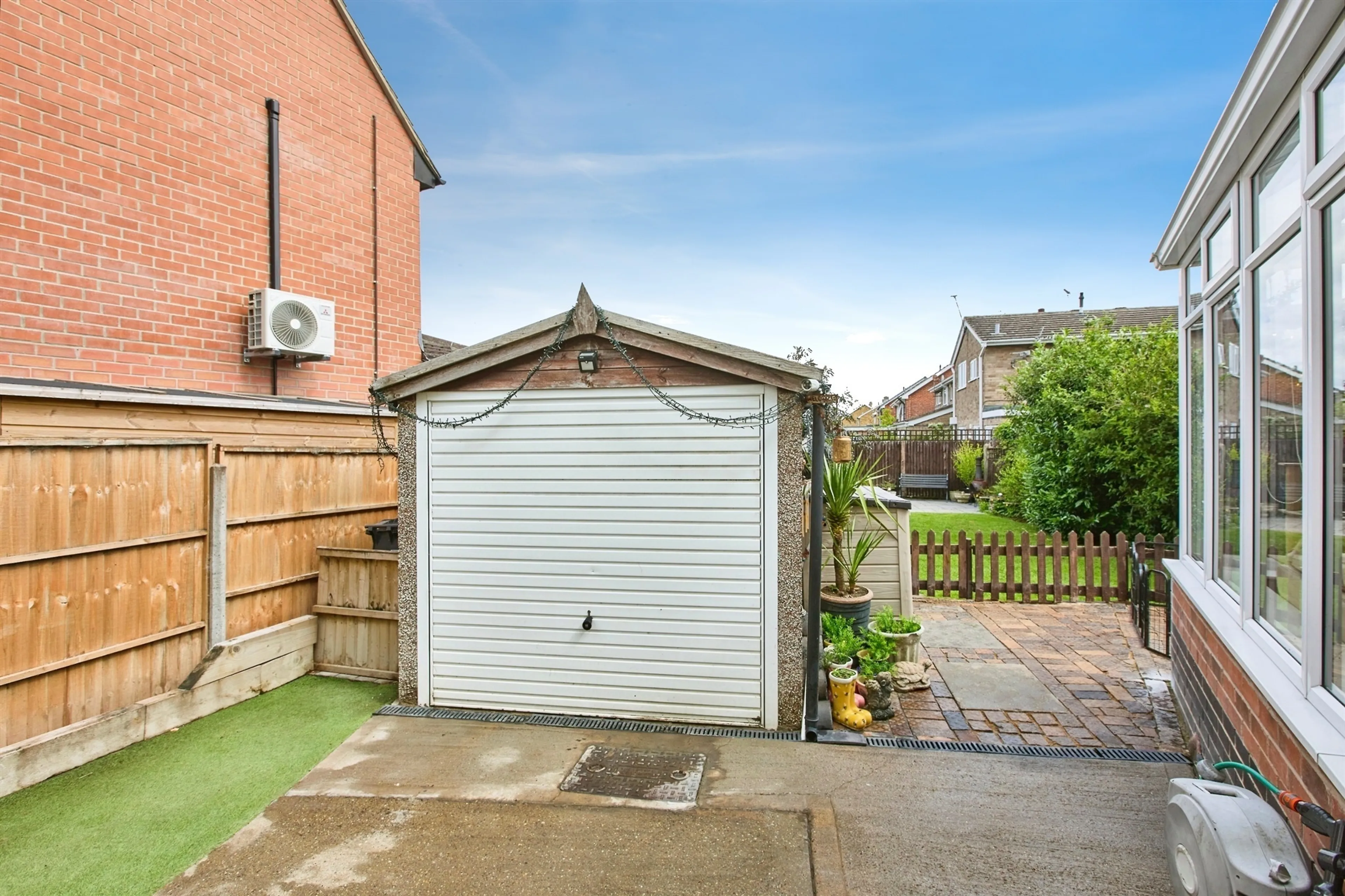 Property photo 32