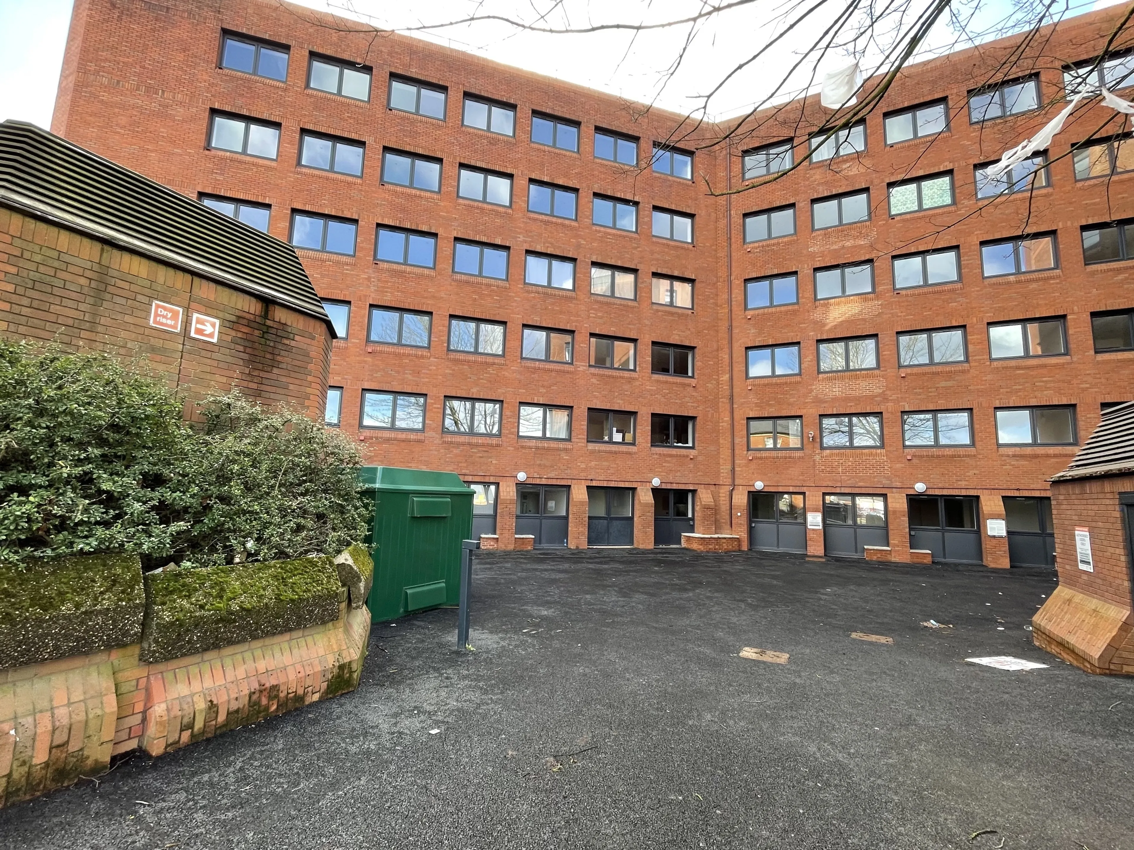 Property photo 0