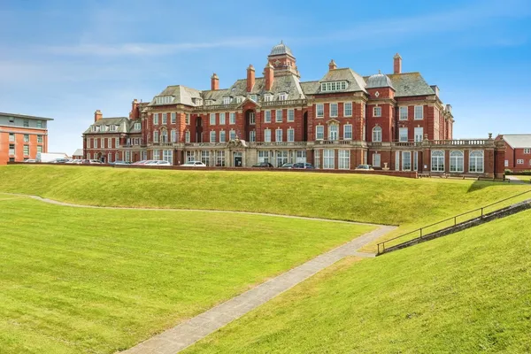 Admiral Point, Blackpool, FY2 9GL