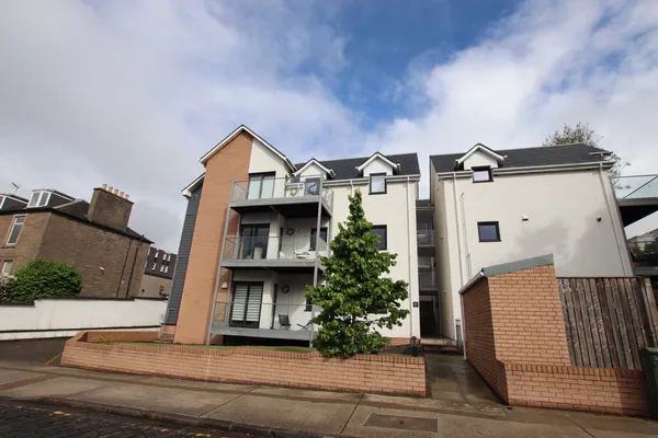 Roseangle, West End, DD1