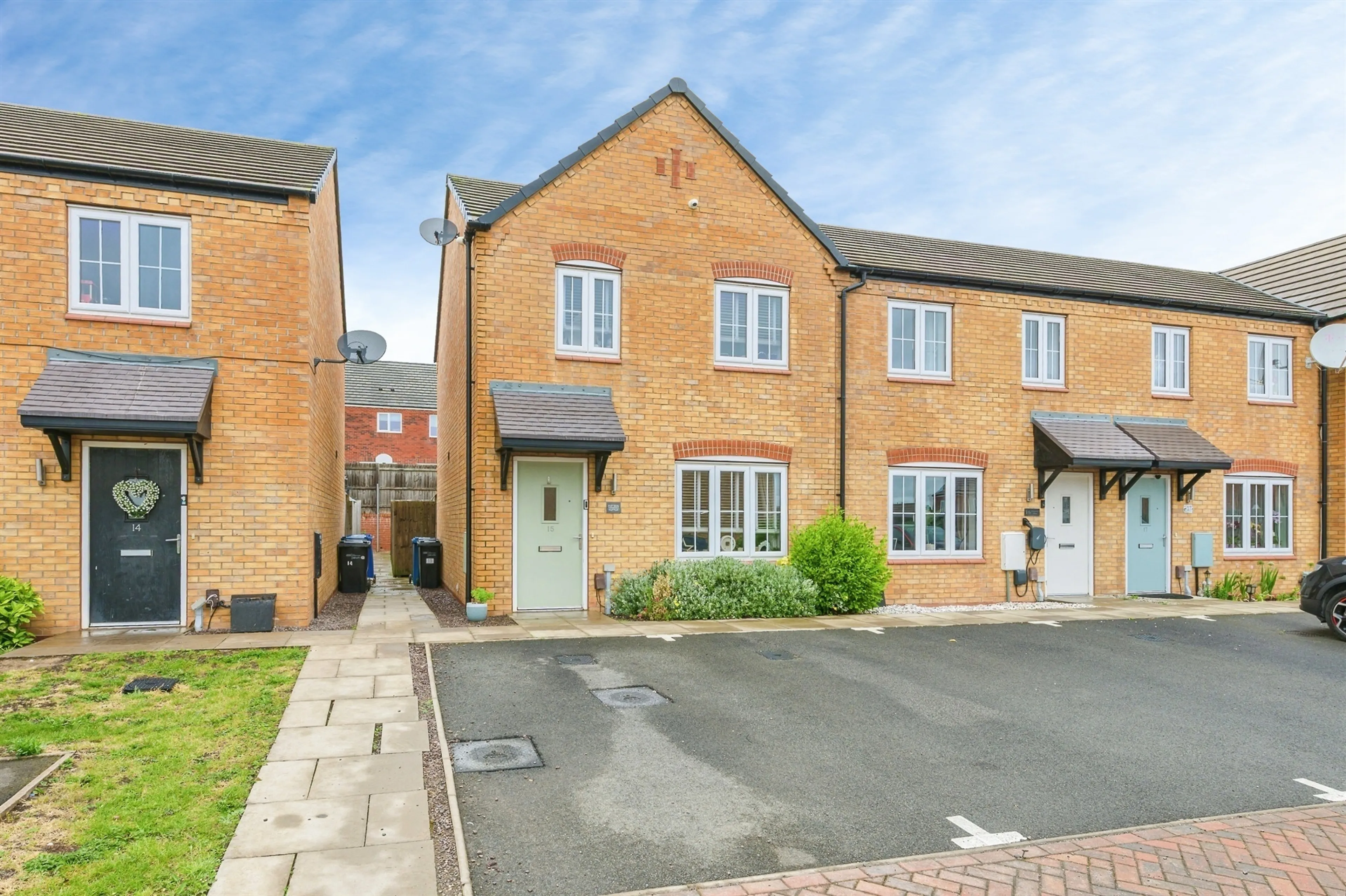 Property photo 0