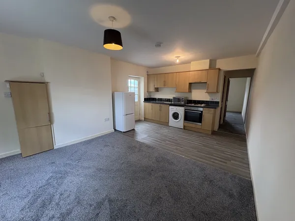 Station Street, Swinton, S64