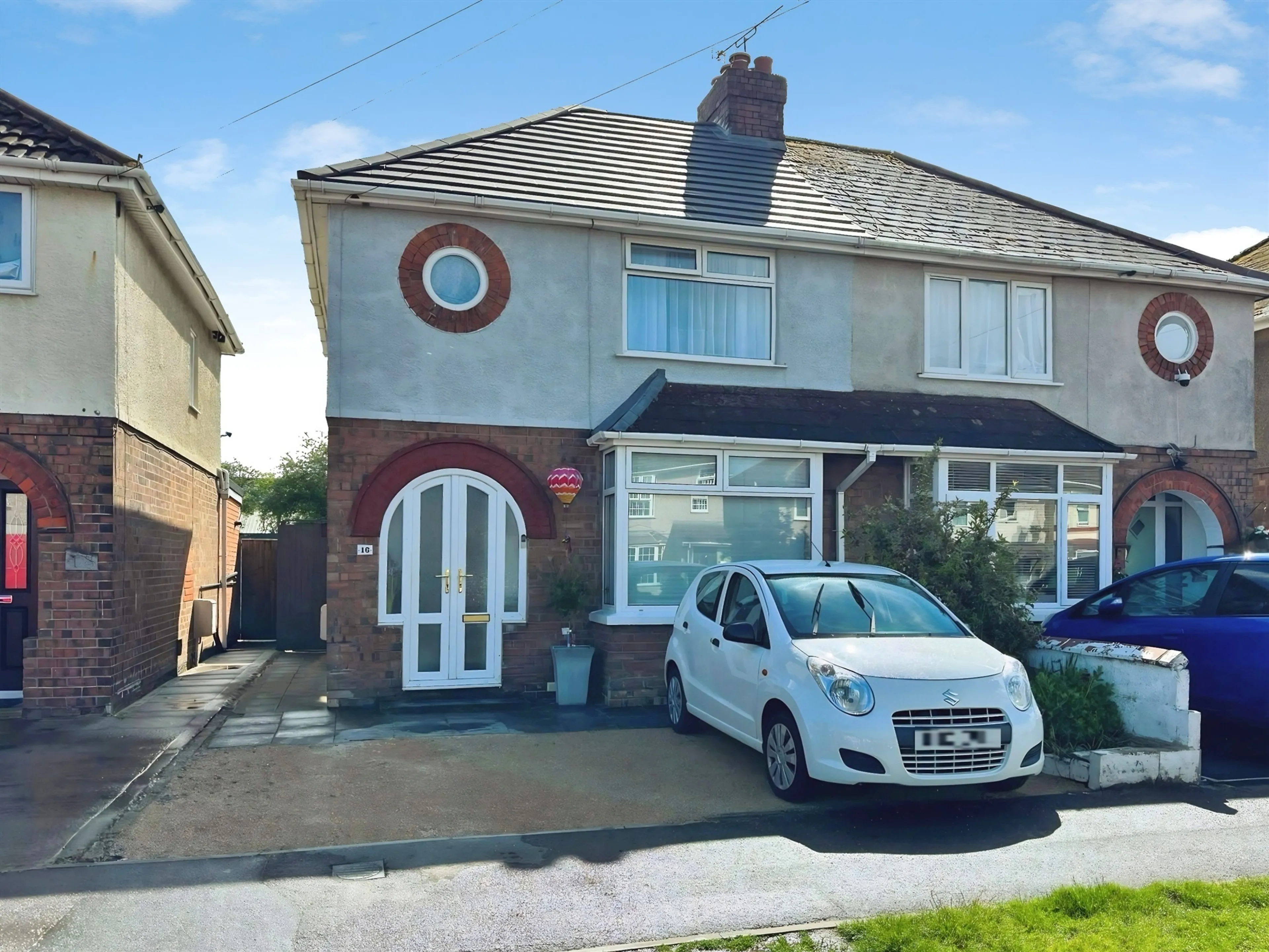 Property photo 0