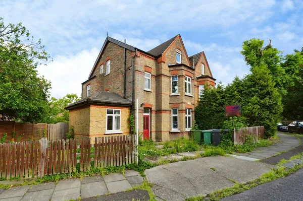 Charleville Circus, London, SE26