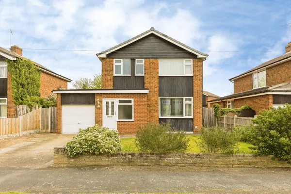 Clifford Drive, Chester, Cheshire, CH4