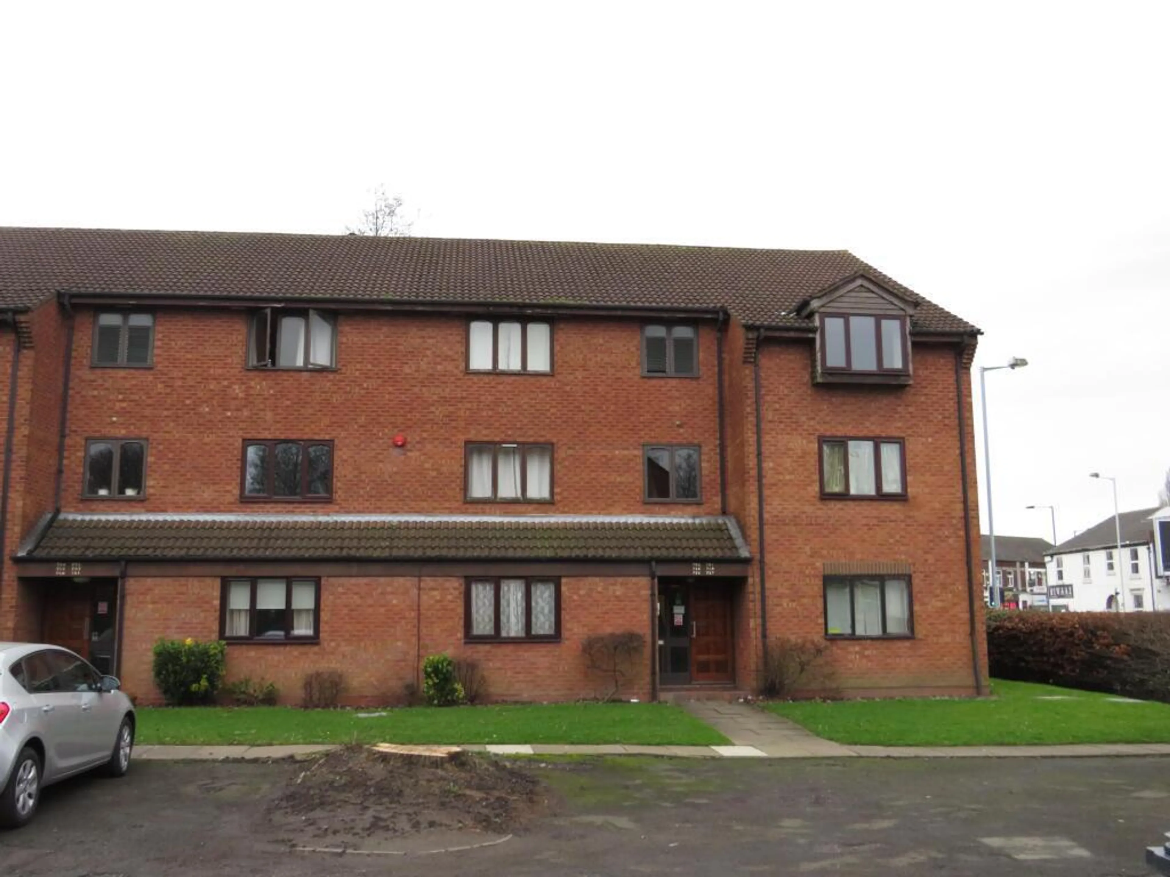 Property photo 0