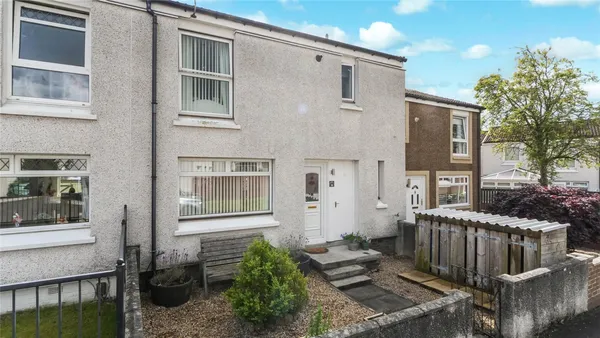 Corrie Avenue, Stenhousemuir, Larbert...