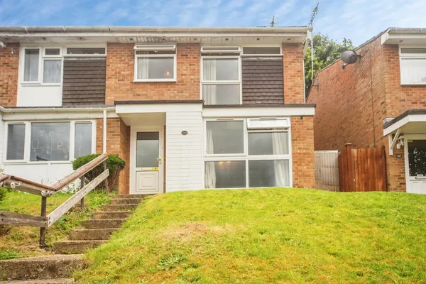 Oakwood Drive, Lordswood, Southampton...