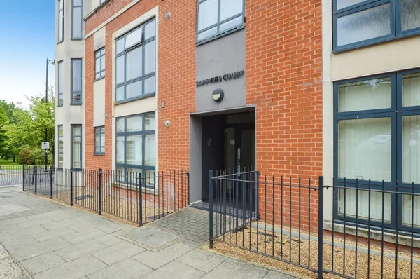 Shirley Road, Enfield, EN2