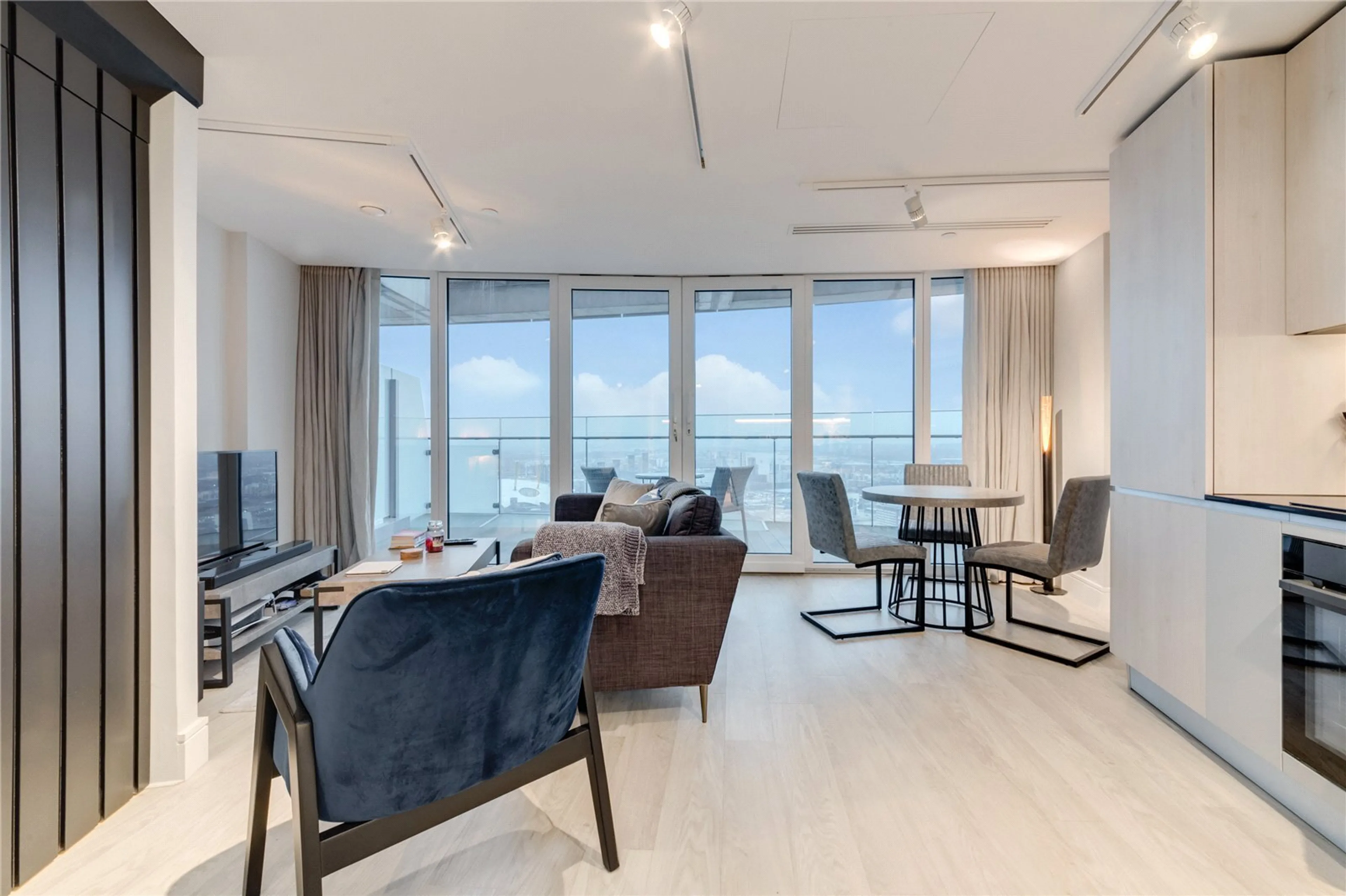 Property at Arena Tower, 25 Crossharbour Plaza, London, E14