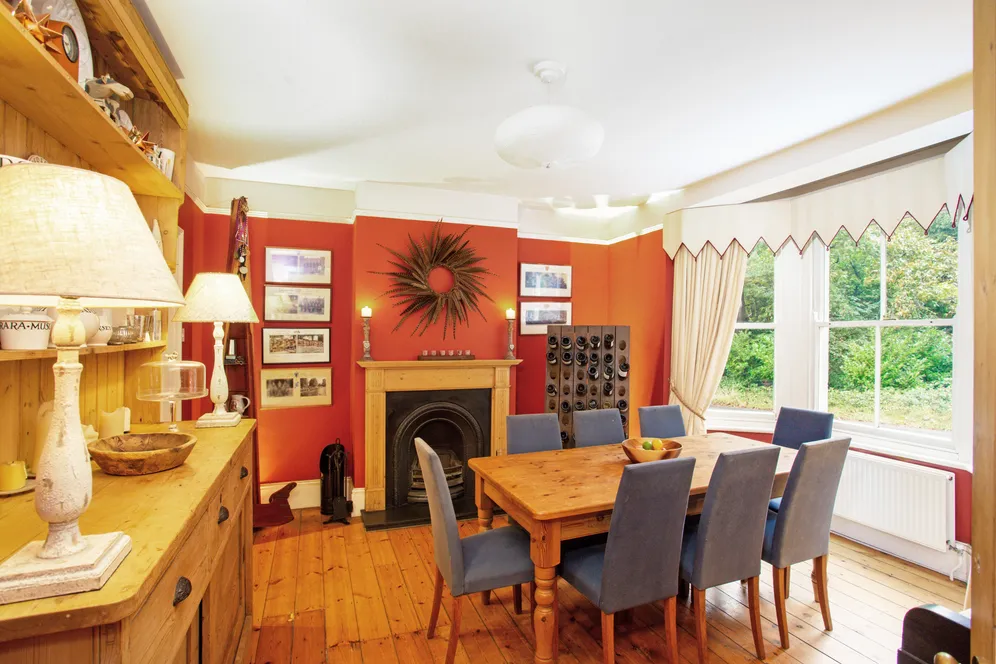Tilford Road, HINDHEAD, GU26 photo 3