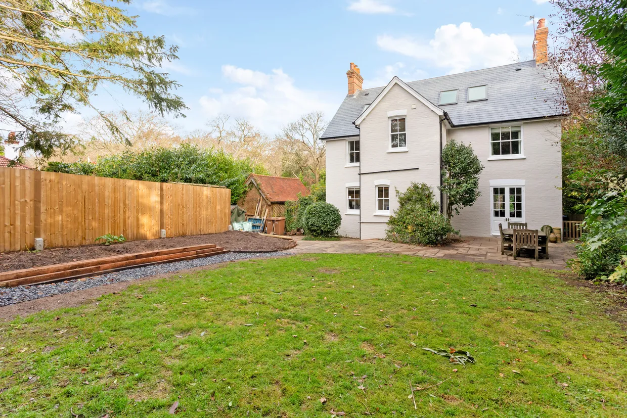 Tilford Road, HINDHEAD, GU26 photo 20