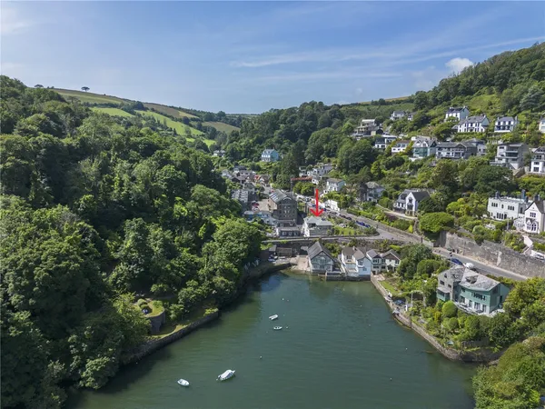 Castle Road, Dartmouth, TQ6 photo 1