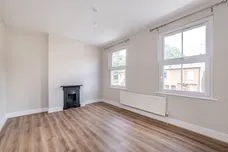 Arlington Road Teddington TW11 photo 4
