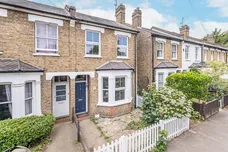 Arlington Road Teddington TW11 photo 6
