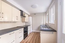Arlington Road Teddington TW11 photo 8