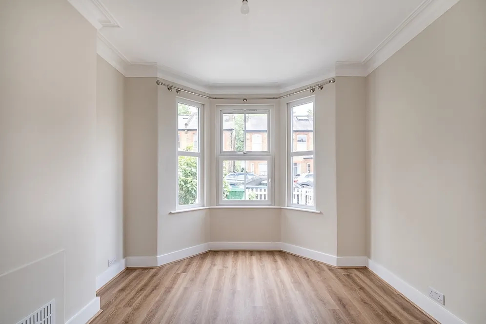 Arlington Road Teddington TW11 photo 9
