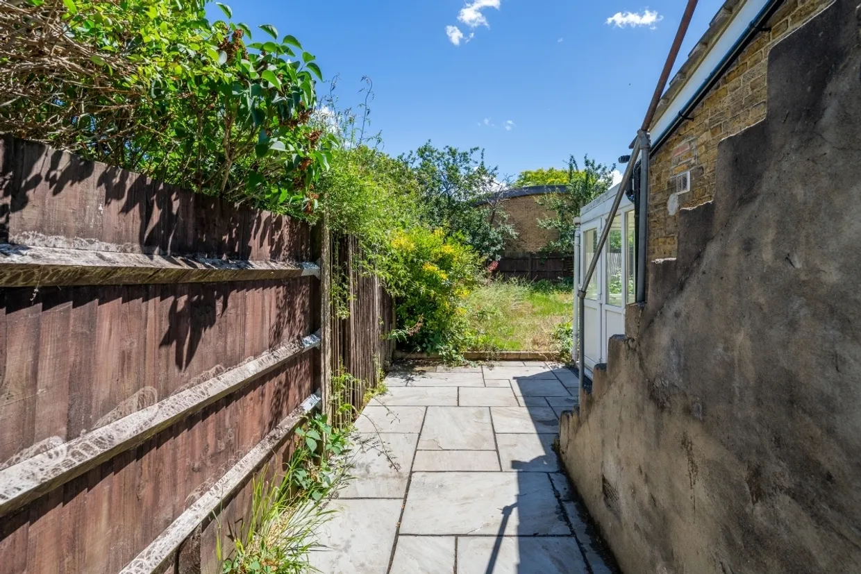 Mellison Road London SW17 photo 6