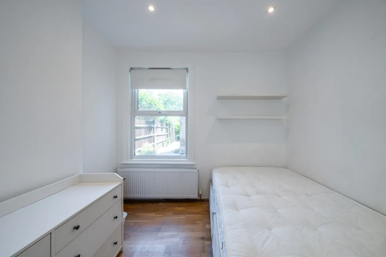 Mellison Road London SW17 photo 11