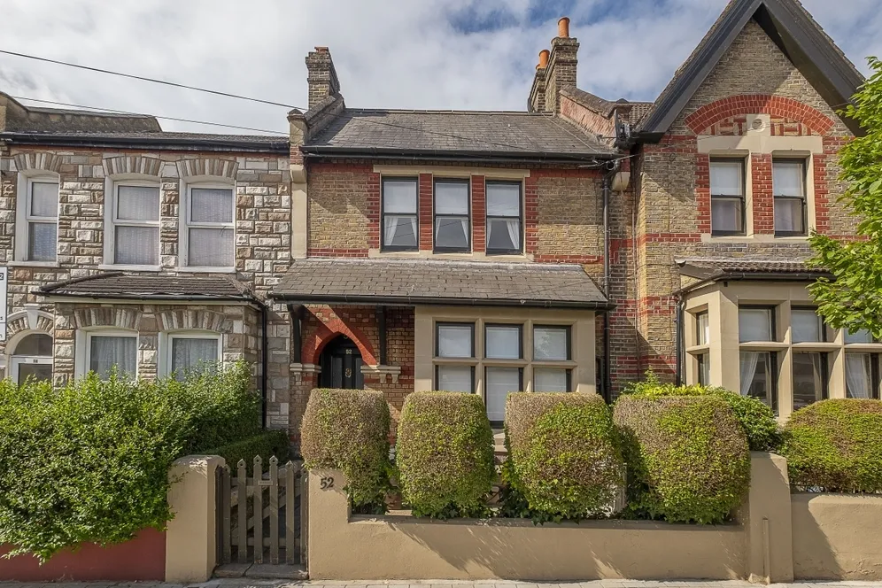 Brightwell Crescent, SW17 photo 11