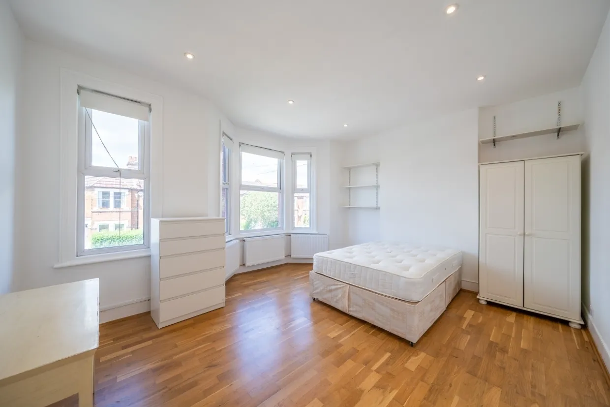 Mellison Road London SW17 photo 16