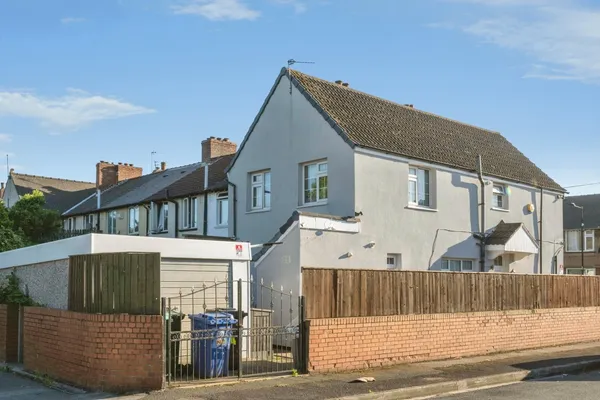 Balfour Road, Bentley, Doncaster, Sou...