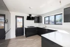 Swanbourne Road, Wick, Littlehampton