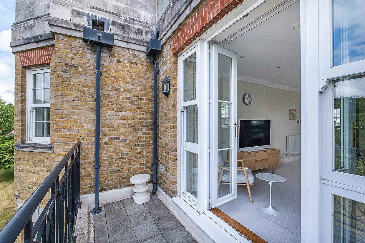 Chapman Square, London, SW19 photo 17