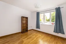 The Downs, London, SW20 photo 6