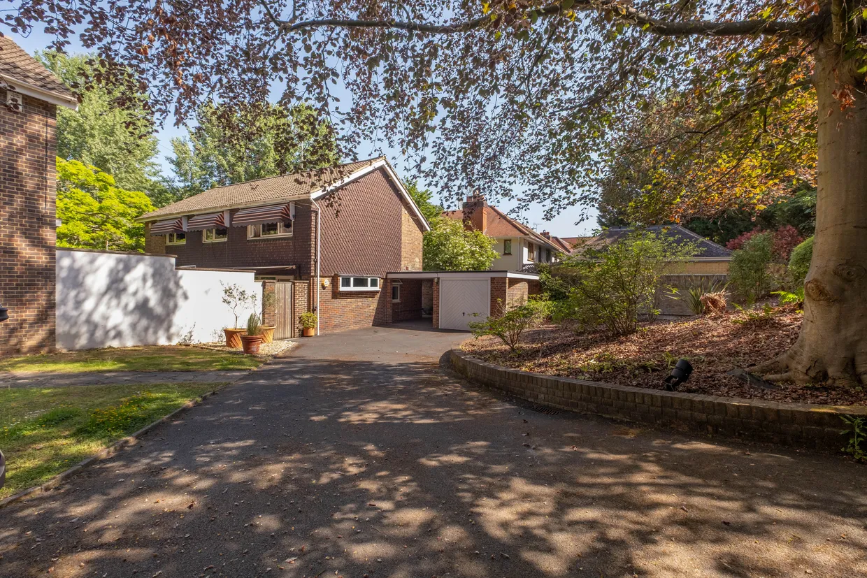 Kingston Vale, London, SW15 photo 1