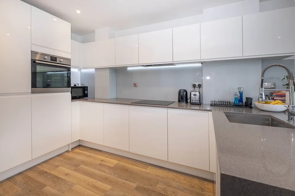 Hartfield Road, London, SW19 photo 6