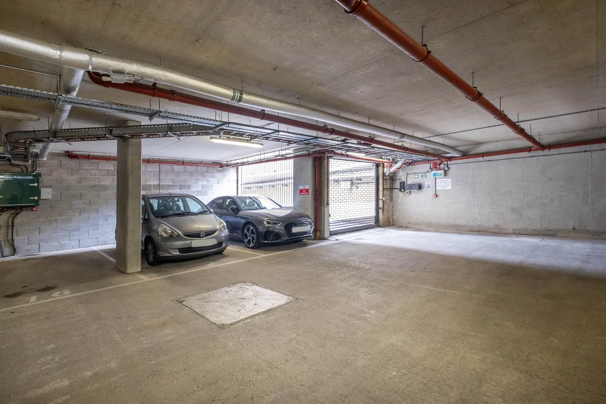 Hartfield Road, London, SW19 photo 9