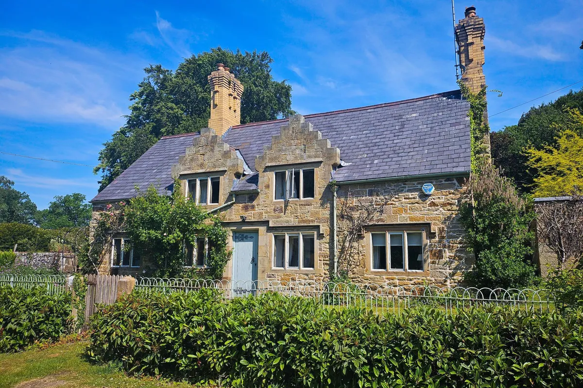 Gwysaney, Rhosesmor, MOLD