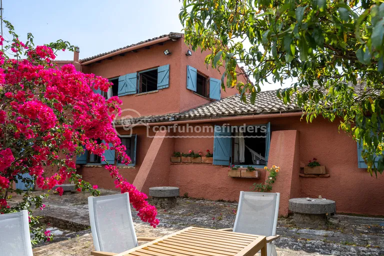 ANALIPSI MANOR, Kanoni, Corfu