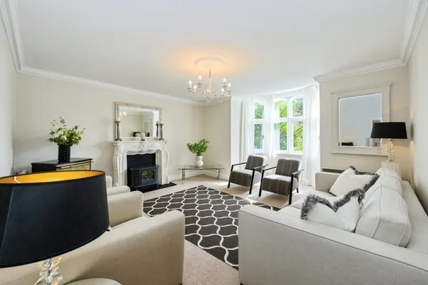 Dorking Road, Leatherhead, Surrey, KT22